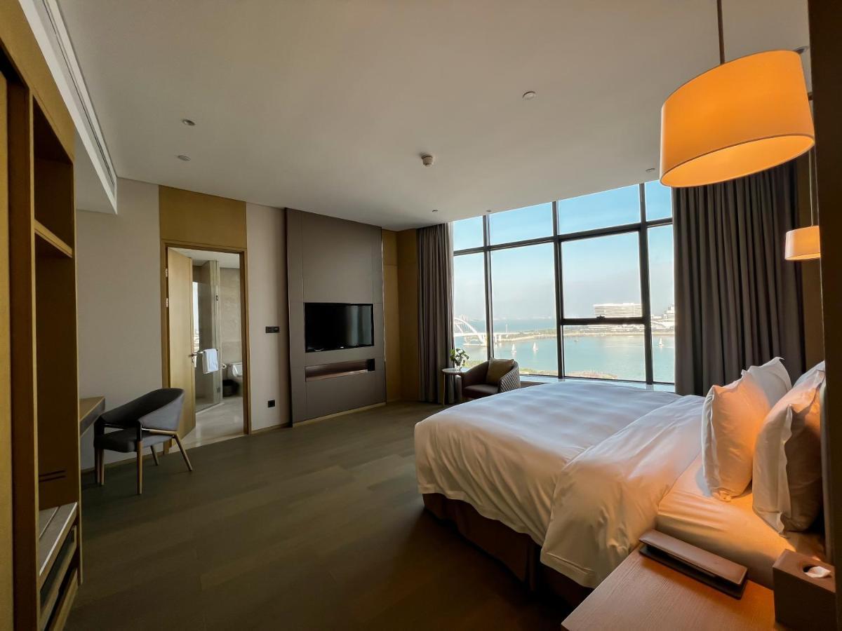 Wyndham Grand Plaza Royale Yuzhou Xiamen Wuyuan Bay Hotel Bagian luar foto