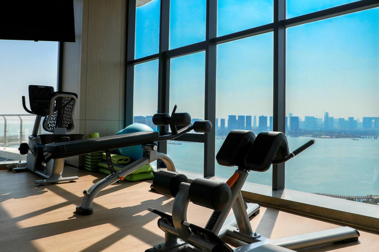 Wyndham Grand Plaza Royale Yuzhou Xiamen Wuyuan Bay Hotel Bagian luar foto
